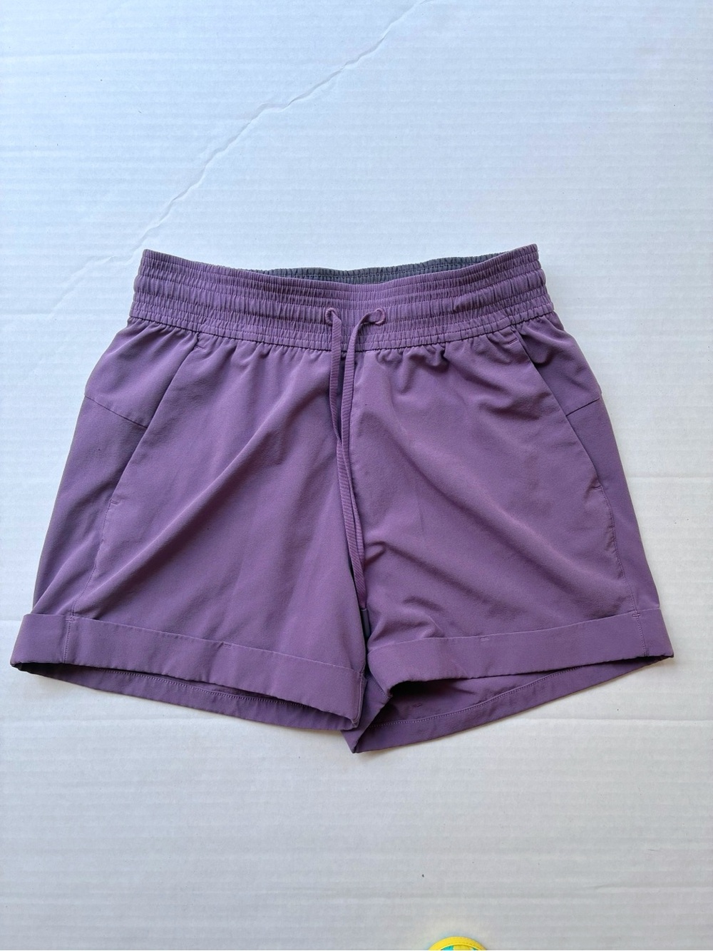 Lululemon Spring Break Away Shorts - Size 2 - Smoked Mulberry